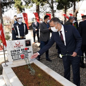 18 Mart Çanakkale Zaferi ve Şehitleri Anma Günü Çeşitli Etkinliklerle Kutlandı - fotoğraf 1
