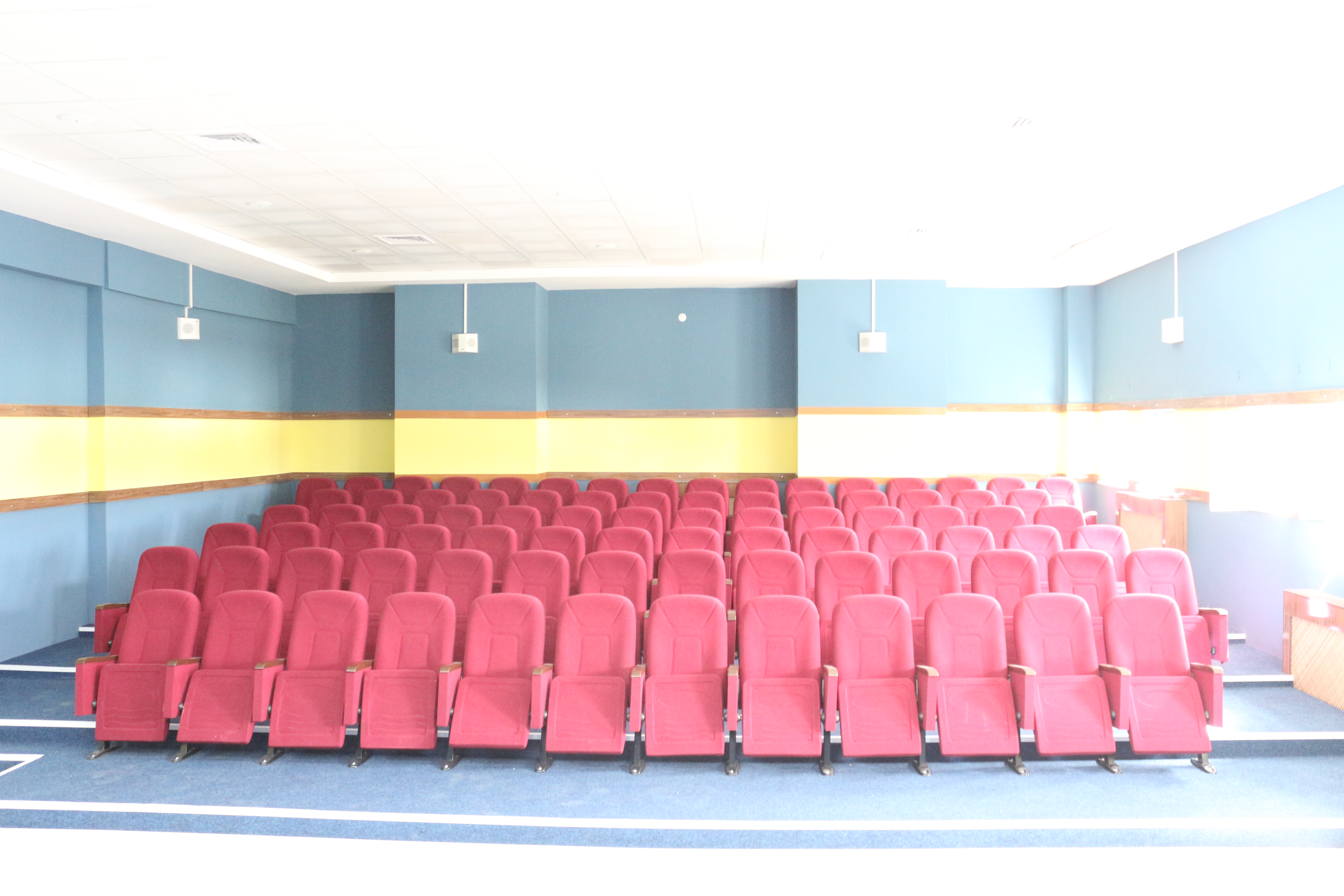 İL MÜDÜRLÜĞÜMÜZ KONFERANS SALONU YENİLENDİ 