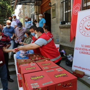 Şehitlerimiz için mevlid programı düzenlendi - fotoğraf 4