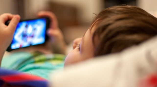 Çocuklar İçin Zararlı İçeriklere Aile ve Sosyal Hizmetler Bakanlığından Sıkı Takip 