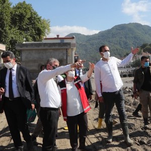 Bakanımız Yanık: “Bugün aktardığımız 10 milyon lira ile birlikte Kastamonu'ya toplamda 25 milyon liralık nakit desteği sağladık” - fotoğraf 4