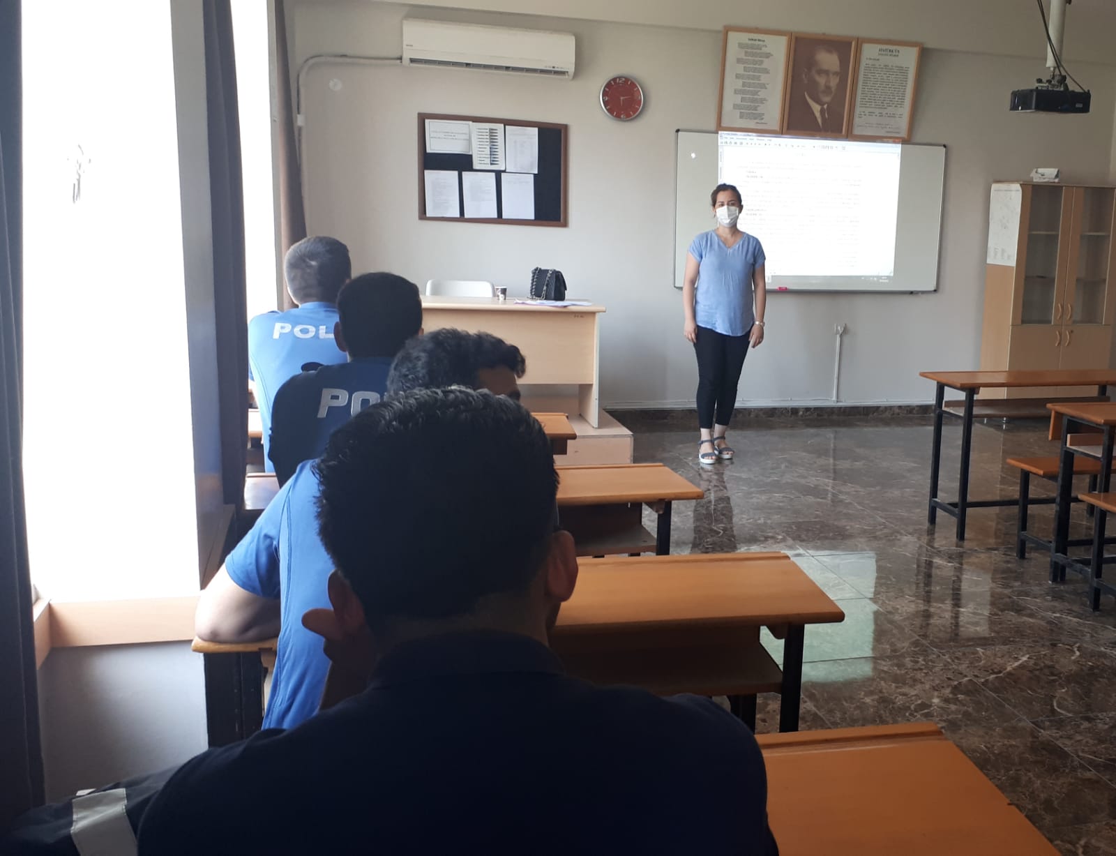 6284 Sayılı Ailenin Korunması ve Kadına Karşı Şiddetin Önlenmesine Dair Kanun Kapsamında Eğitimler Düzenlendi.