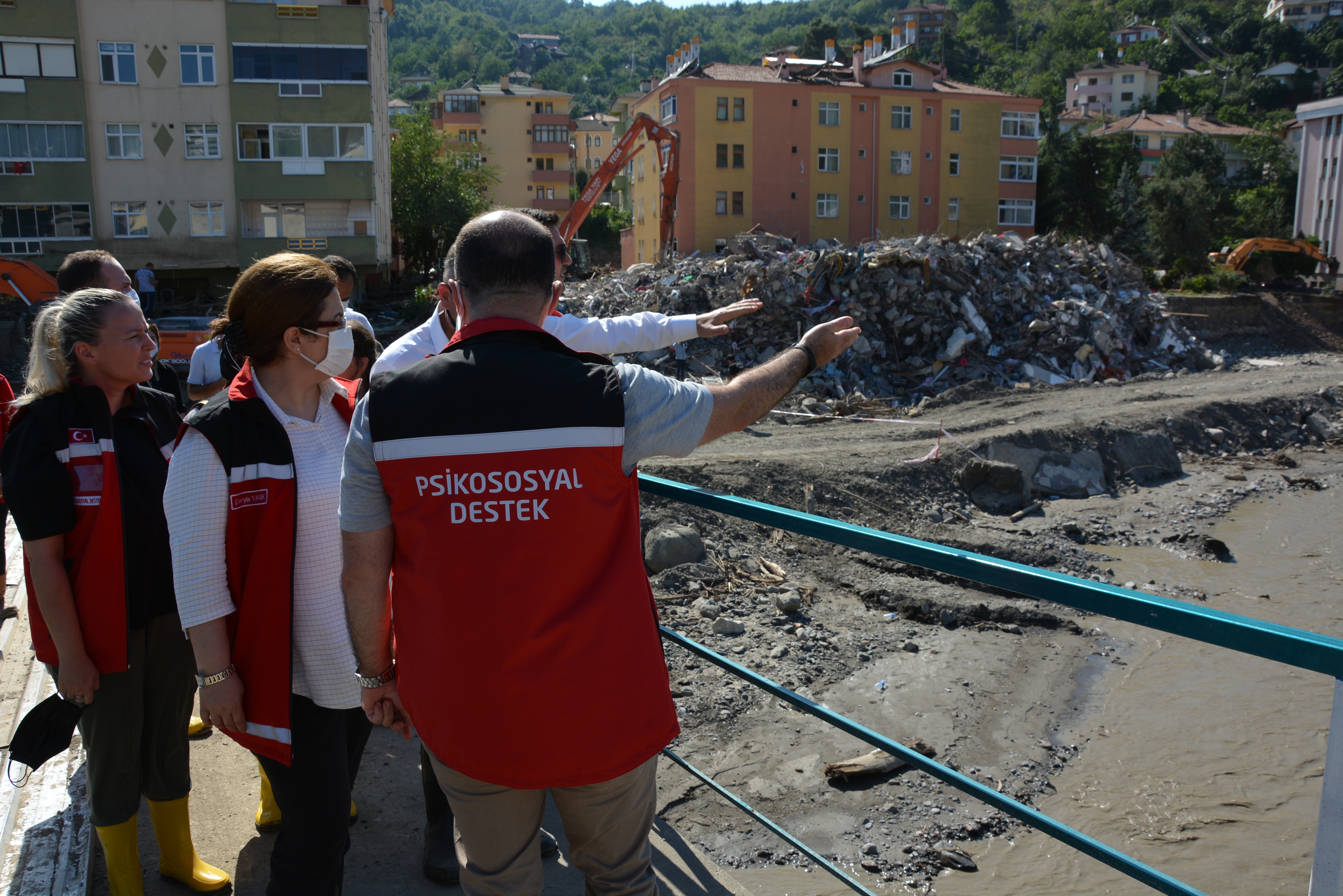 Bakanımız Sayın Derya Yanık Bozkurt ’da karadan ve havadan incelemelerde bulundu