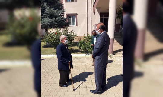 Esenli Bilal Şahin Huzurevine Ziyaret 