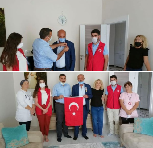 Kıbrıs Gazimiz Hamdi KIRMIZIGÜL'e Gazilik Madalyasını Taktık