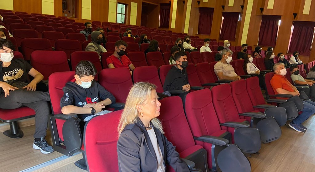 Şehit ve Gazilerimizin Çocuklarına Simülasyonla “Deprem Eğitimi”