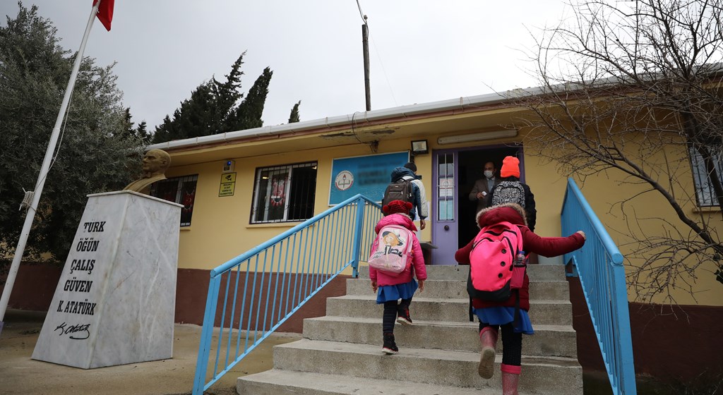 Bakanımız Yanık: “Mobil Ekiplerimiz Kırsal Bölgelerdeki Çocuklarımız İçin Sahada”