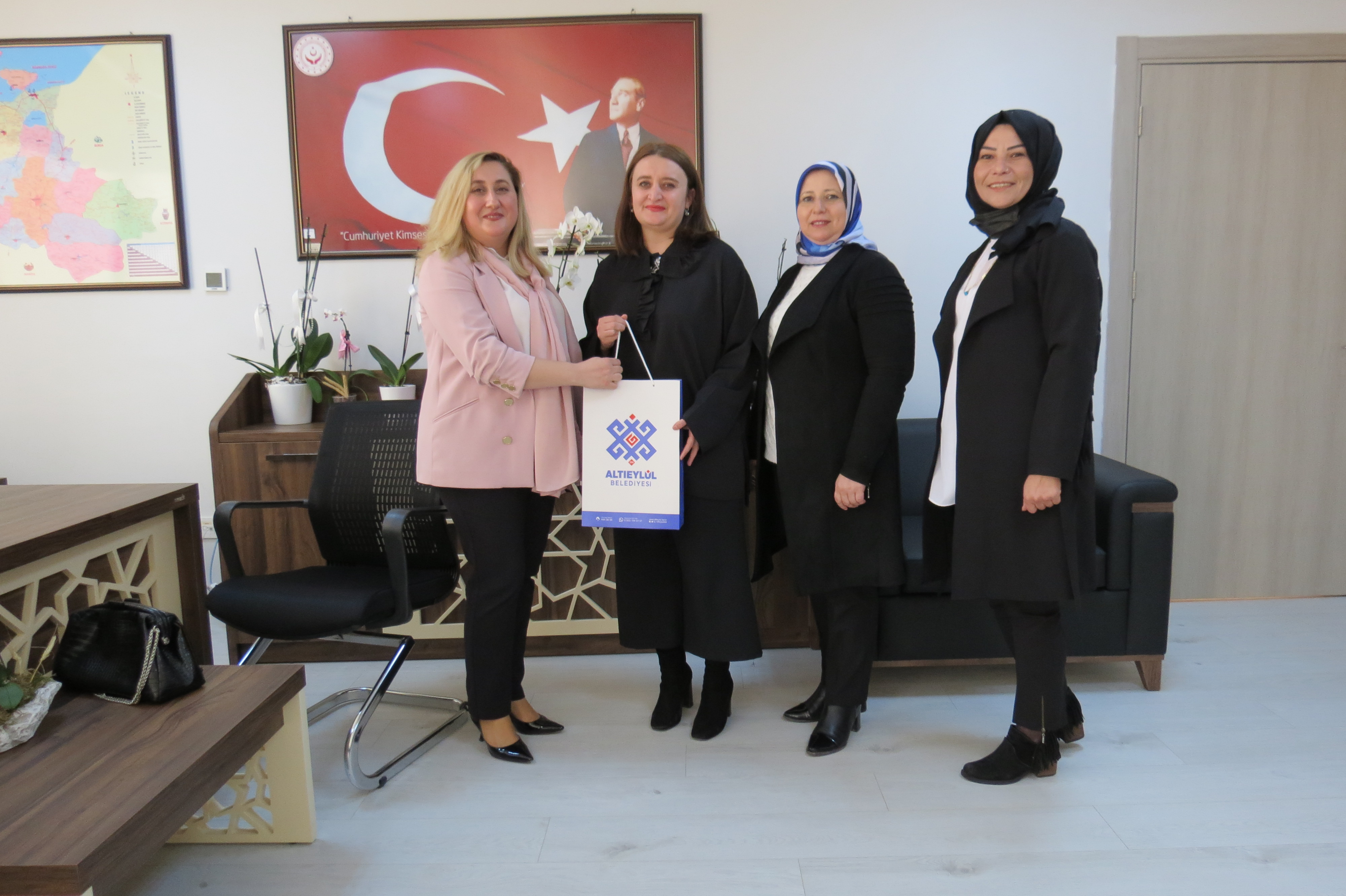 Altıeylül Belediyesi Kent Konseyi Kadın Meclisinden Kurumumuza Ziyaret