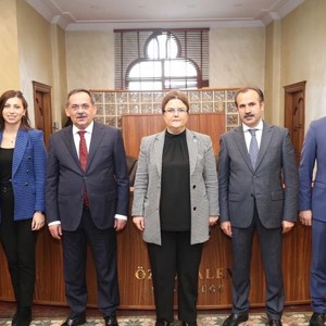 Bakanımız Derya Yanık Samsun’da Ziyaretlerde Bulundu - fotoğraf 4