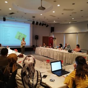 Ankara’da Aile Eğitim Programı Eğitici Eğitimi Düzenlendi - fotoğraf 1