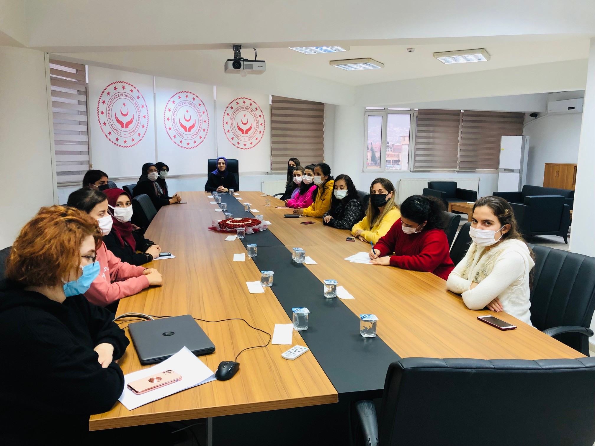 Şiddet Önleme ve İzleme Merkezi Müdürlüğü  personellerine ‘’657 ve İş Kanunu’’ konulu eğitim verildi. 