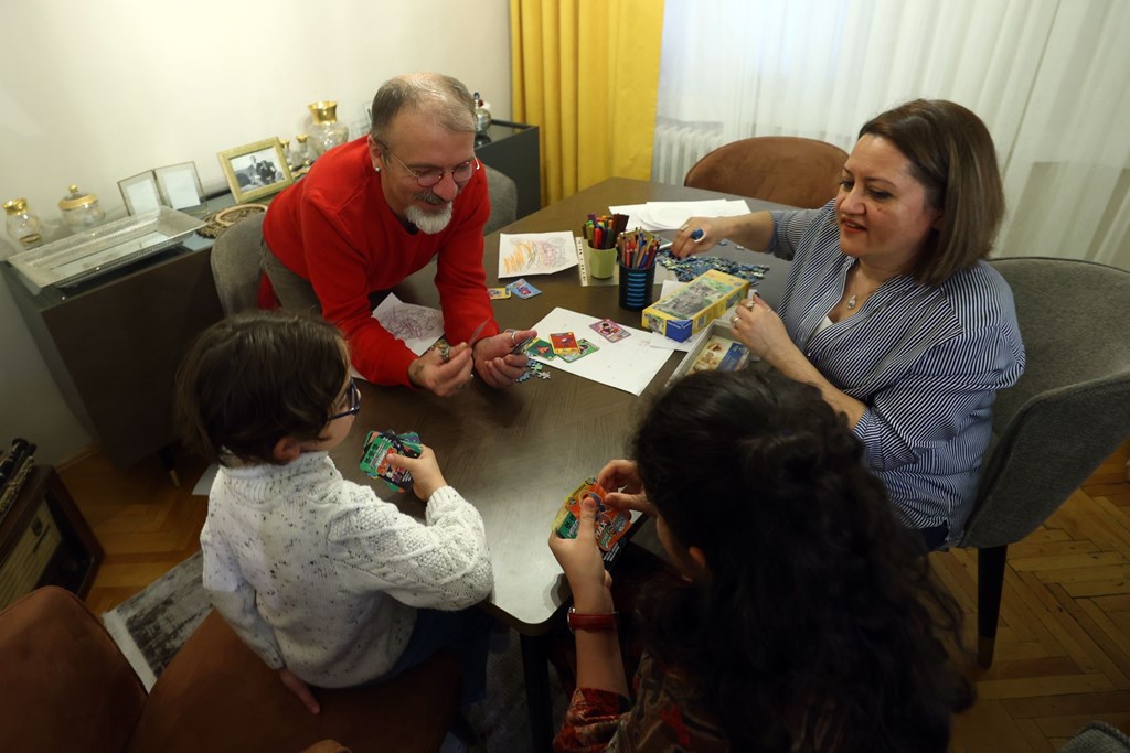 İki Kardeşe Aile Olan Çift Yeni Yaşamlarına Umutla Başladı