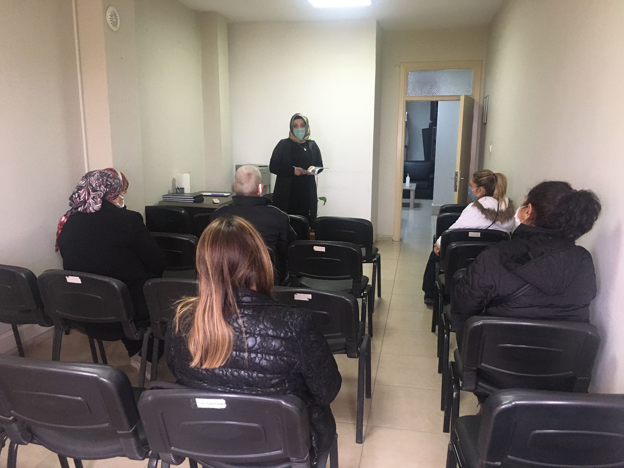 İskenderun Sosyal Hizmet Merkezi Müdürlüğü “Sağlıklı Yaşama ve Hastalıklardan Korunma” konulu seminer verildi.