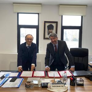 Engelli ve Yaşlı Hizmetleri Genel Müdürlüğü ile Yüksek İhtisas Üniversitesi   Arasında 60+ Tazelenme Üniversitesi Projesi Protokolü İmzalandı - fotoğraf 1