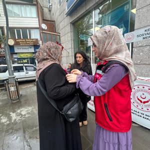 Kelkit’te Meme Kanseri Farkındalığı İçin Pembe Kurdele Etkinliği Düzenlendi - fotoğraf 3