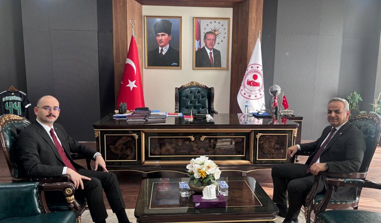 İl Müdürümüz Sayın Ömer Faruk ERGÜN Doğanşehir Kaymakamımız Sayın Ahmet Fatih SUNGUR'a ziyaret gerçekleştirdi