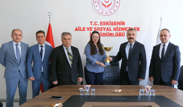 Eskişehir İl Müdürlüğü Kadın Voleybol Takımımızdan Büyük Başarı