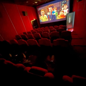 80. Yıl Çocuk Evleri Sitesinde Çocuklara Yönelik Sinema Etkinliği Düzenlendi - fotoğraf 3
