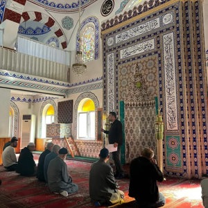 YAŞLILARIMIZIN SAĞLIKLI GELECEĞİ İÇİN BİLGİLENDİRME EĞİTİMİ GERÇEKLEŞTİRİLDİ - fotoğraf 3