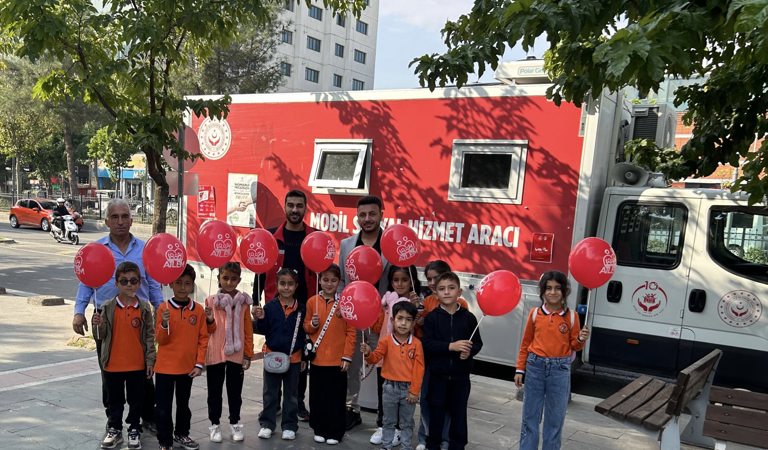 Mobil Sosyal Hizmet Aracımızla Vatandaşlarımızın Yanındayız
