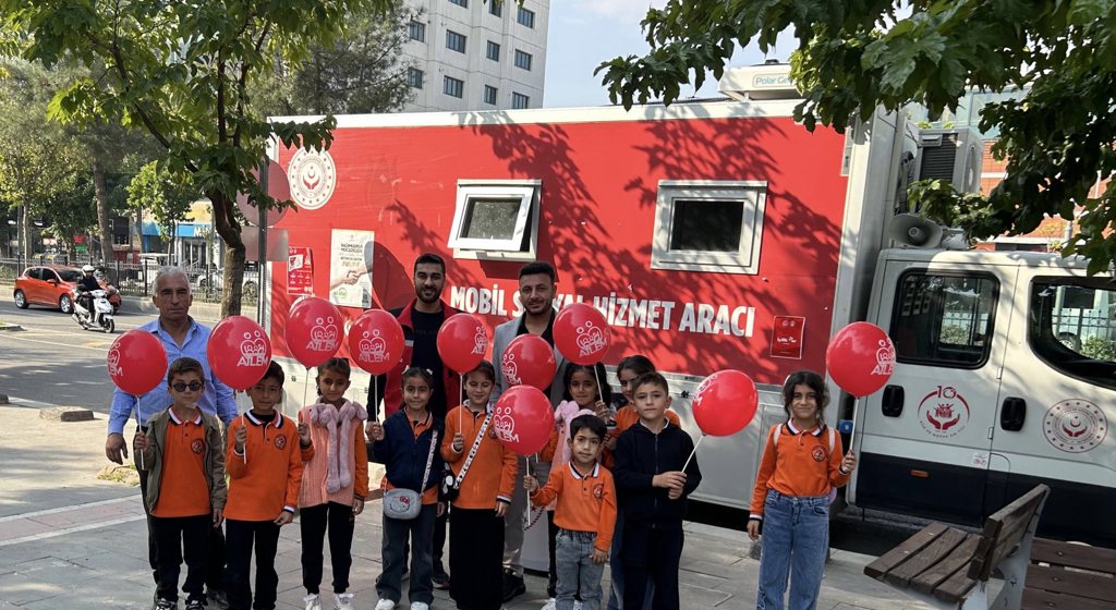 Mobil Sosyal Hizmet Aracımızla Vatandaşlarımızın Yanındayız