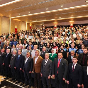  "İrade Bizim, Demokrasi Bizim" Konferansı Yoğun Katılımla Gerçekleştirildi - fotoğraf 3