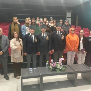 Kıbrıs Gazilerimizin Söyleşisi İle Vatan Ve Kahramanlık Buluşmaları Programı Gerçekleştirildi. - fotoğraf 2