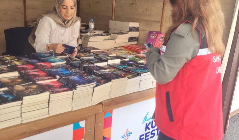 9. Kitap Fuarı’nda “Kadına El Kalkamaz” Farkındalığı