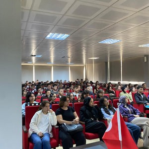 Üniversite Öğrencilerine Yönelik Bilgilendirme Eğitimleri Gerçekleştirildi - fotoğraf 1