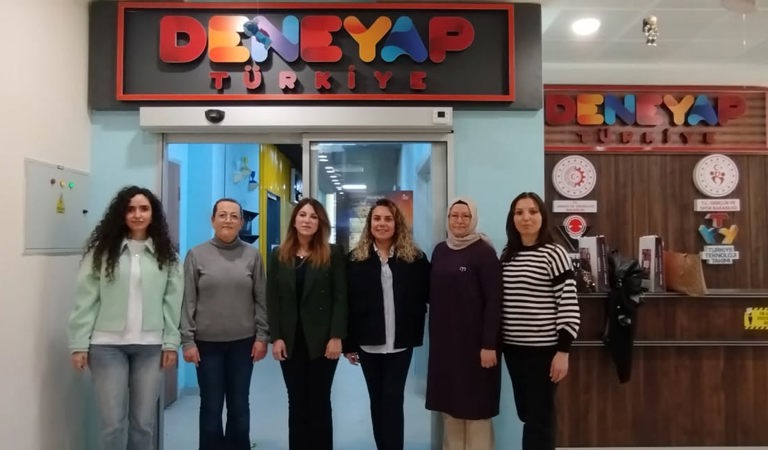 11 Ekim Dünya Kız Çocukları Günü’nde KADEM’den Anlamlı Etkinlik!
