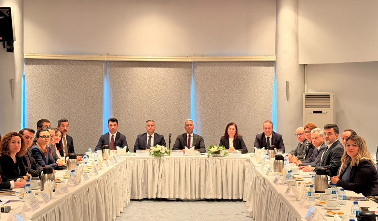 Yönlendirme Tedbirleri Yönetmeliği hazırlık çalışmaları kapsamında düzenlenen toplantı, Genel Müdürümüz Sayın Hasan Basri Alagöz başkanlığında Ankara’da gerçekleştirildi.