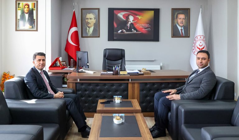 Valimiz Sayın Şefik Aygöl, İl Müdürümüz Sayın Harun Kızıltaş'a Hayırlı Olsun Ziyaretinde Bulundu