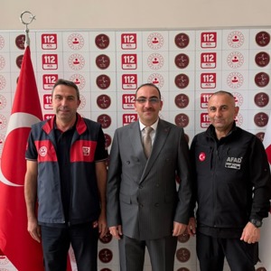 112 Acil Çağrı Merkezi ve AFAD İl Müdürlerine Ziyaret Düzenlendi - fotoğraf 1