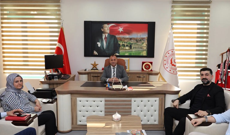Galatasaray Taraftarlar Derneği’nden İl Müdürlüğümüze Ziyaret