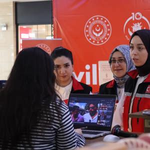 Çankırı'da İyilik Hareketi: Yunus AVM' de Gönüllülük İçin Farkındalık Standı Kuruldu  - fotoğraf 2