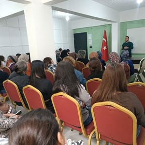 ADEM ve SODAM Kursiyerlerine Bakanlık Hizmetleri Tanıtıldı - fotoğraf 1