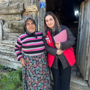  OSMANCIK’TA YAŞLI VE ENGELLİ AİLELERE YÖNELİK HANE ZİYARETLERİ DEVAM EDİYOR - fotoğraf 3