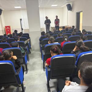 Öğrencilere Yönelik Farkındalık Eğitimleri ve Vatan ve Kahramanlık Buluşması Gerçekleştirdik - fotoğraf 2