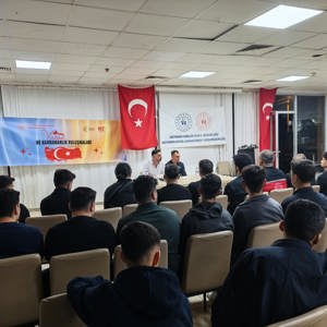 Vatan ve Kahramanlık Buluşmaları Kapsamında Öğrencilerimizi Gazilerimizle Bir Araya Getirdik - fotoğraf 1