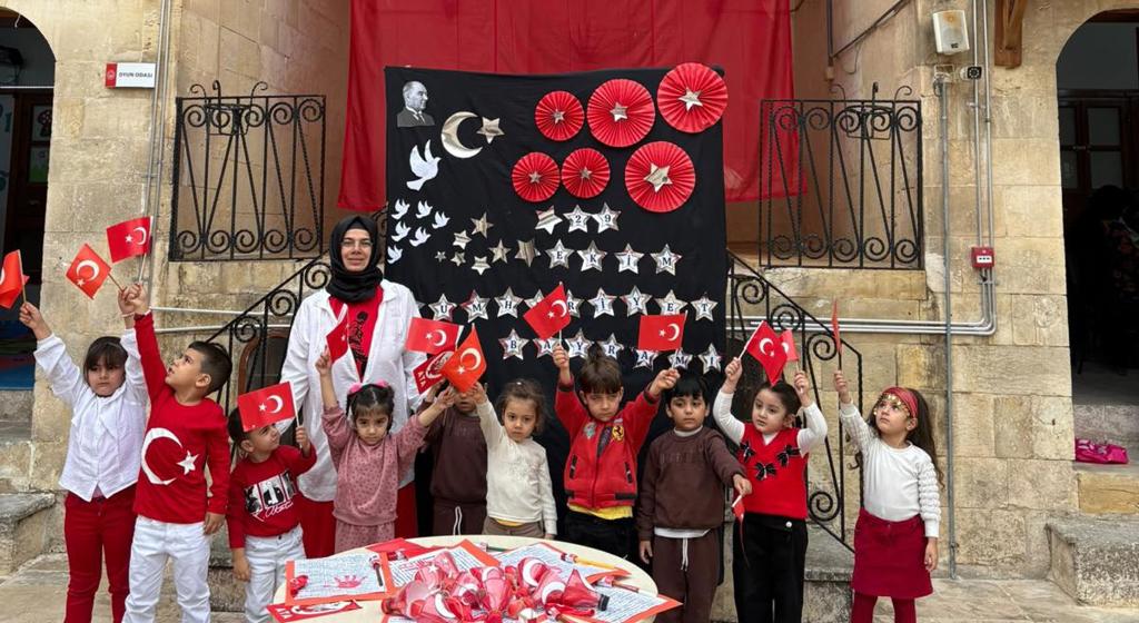 İslambey ÇATOM Ana Sınıfında 29 Ekim Cumhuriyet Bayramı Coşkusu