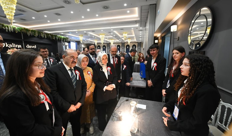  Balıkesir’de “Çocukların İzinde Yeşil Gelecek” İklim Buluşması Tamamlandı