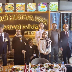Gazilerimizle Aynı Sofrada Türkiye–Güney Kore Dostluğunu Paylaştık - fotoğraf 12