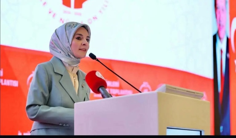 Mahinur Özdemir Göktaş  81 İl Müdürümüzün katılımıyla, İl Müdürleri Değerlendirme Toplantımızın Açılış Programı’nı gerçekleştirdik.