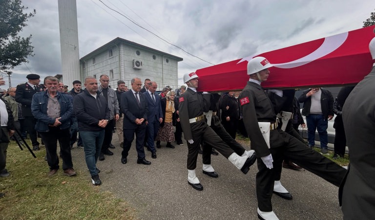 Kıbrıs Gazimiz Cemil Aydın Askeri Törenle Son Yolculuğuna Uğurlandı