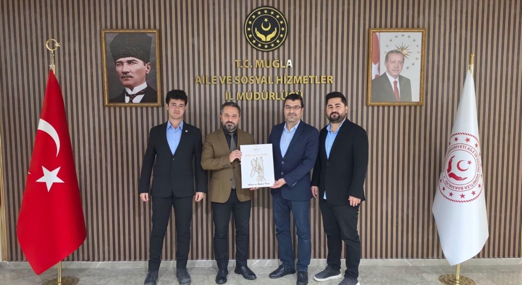 Muğla Aile Platformu heyeti, İl Müdürümüz Mahmut SELÇUK’u makamında ziyaret etti. 