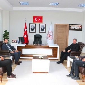 Fethi Sekin Şehir Hastanesi Heyetinden İl Müdürümüz Sayın Serdar DEMİRCİ’ye Ziyaret - fotoğraf 1