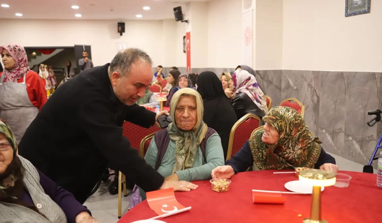 Cumhuriyetin Işığında Bir Ömür