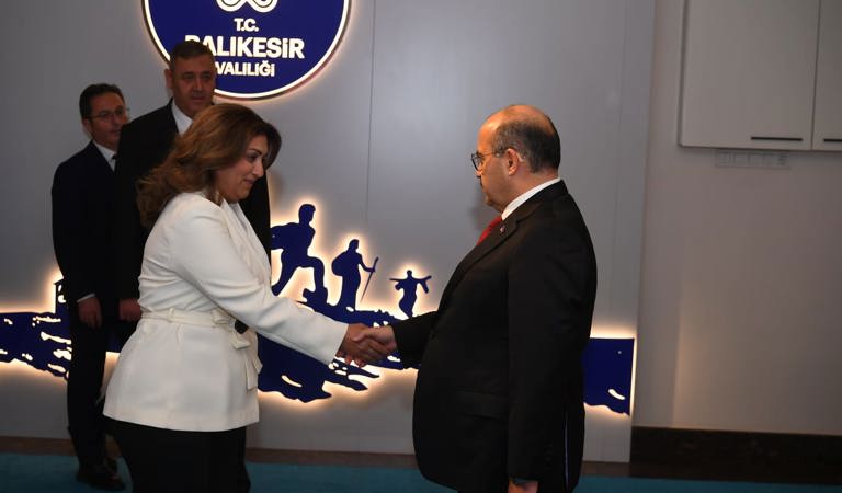  CUMHURİYET BAYRAMI KUTLAMALARI KAPSAMINDA TEBRİKAT TÖRENİ DÜZENLENDİ 