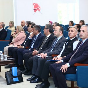 Kadına Yönelik Şiddetle Mücadele Koordinasyon, İzleme ve Değerlendirme Toplantısı Gerçekleştirildi - fotoğraf 8