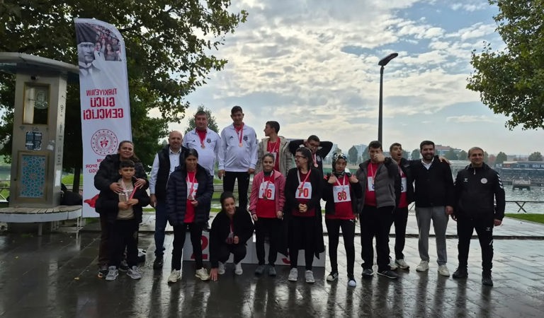  CUMHURİYET COŞKUSUNU BİRLİKTE YAŞADIK! 